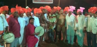 कार्तिकने मारली आनंदवाडीची दंगल aanndwadi aakhada wrestling