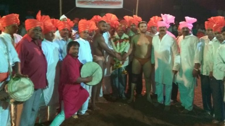 aanndwadi aakhada wrestling