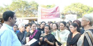 बलात्कार प्रकरणातील आरोपींना फाशी ध्या women andolan rape