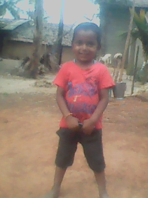 घरावरचे पत्रे कोसळून चिमुरडा ठार