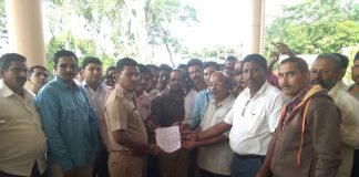 पत्रकारास मारहाण केलेले पोलीस उपनिरीक्षक सक्तीच्या रजेवर NAndgad psi