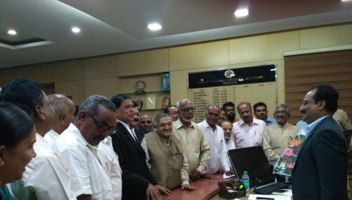 Ex corporators Ex corporators