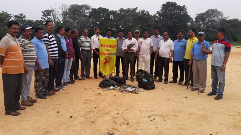 जाएन्ट्सचे स्वच्छता अभियान