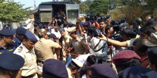 गंभीर प्रकार होऊनही इच्छुक व नेते शांतच! Kop mes arrest