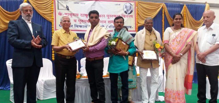 सीमा वासीयांची चातका प्रमाणे महाराष्ट्रात वाट पाहतोय- राजू शेट्टी