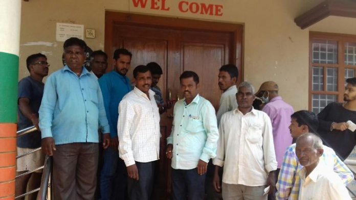 kadoli gram pnchayat lock kadoli gram pnchayat lock