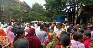 दारू बंदीसाठी संतीबस्तवाडच्या महिलांचा एल्गार SAnti bastwad