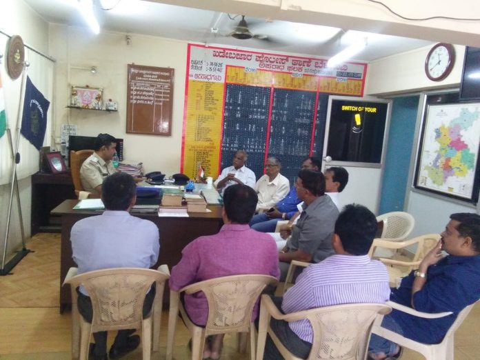 Mes meeting police Mes meeting police