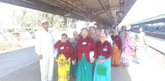 ‘वृद्ध आणि अनाथ मुले देवदर्शनाला’ Shantai