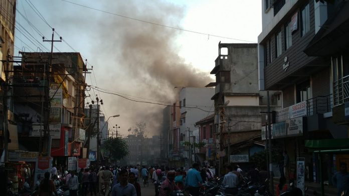 Blast kakati ves Blast kakati ves