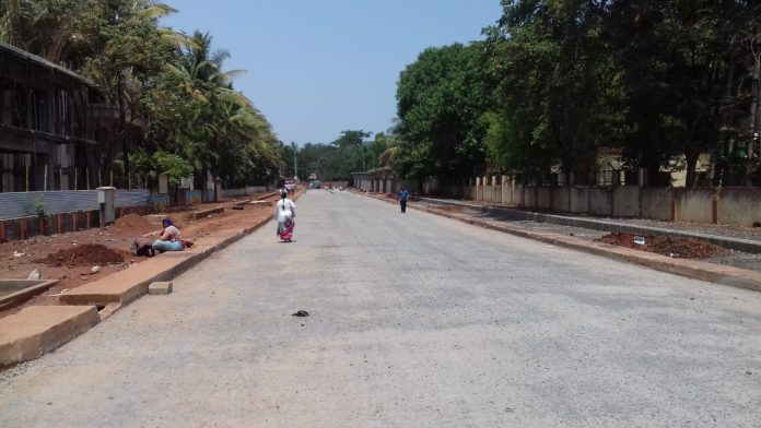 Smart roads Smart roads