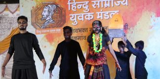 नृत्यात अव्वल ठरतोय तुकारामांचा संघ Tukaram team