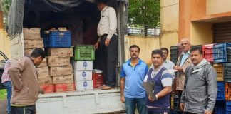 चन्नम्मा चौकात एक्साईज रेड Exise raid