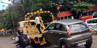 21 नो पार्किंग झोन मधून चार महिन्यांत 22 लाख दंड वसूल Toe vehicle