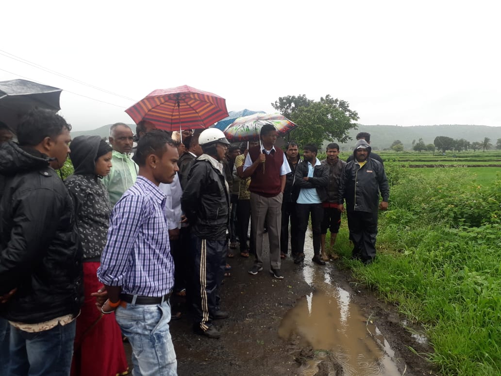 Satish jarkiholi visited flood affected area
