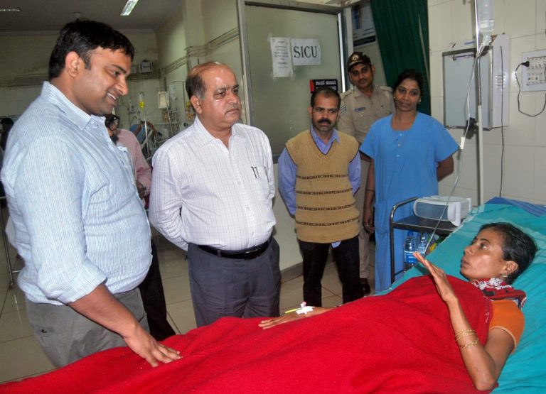 Dc meets rescued couple