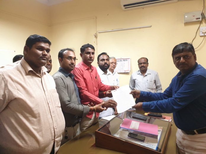 Yuva samiti Yuva samiti