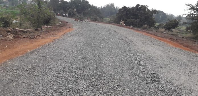 Slow work road Slow work road