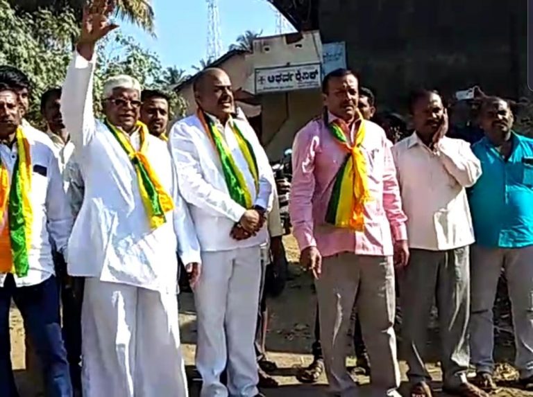 बेळगावात स्वतंत्र राज्याचा ध्वज फडकवण्याचा प्रयत्न