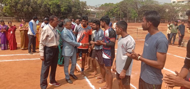 आरपीडी कॉलेजमध्ये आंतर महाविद्यालयीन कबड्डी स्पर्धा