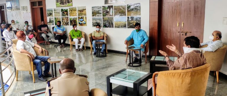 Meeting muslim leaders