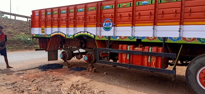 Tyre theft Tyre theft