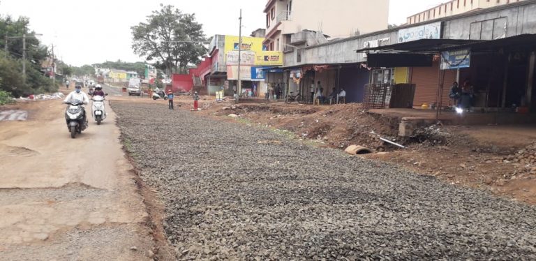 एपीएमसी ते कंग्राळी रस्त्याचे ग्रहण सुटणार कधी?