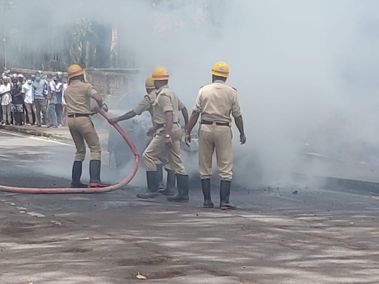 गणेशपुरकडे जाणाऱ्या रस्त्यावर घडला “बर्निंग कार” चा प्रकार