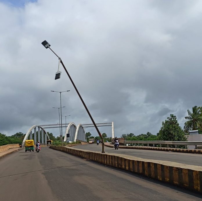 Poll gogate circle rob