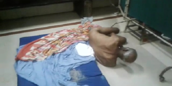 कोरोना वार्डात हलगर्जीपणा-वृद्धाने पोट दुखीने सोडला जीव