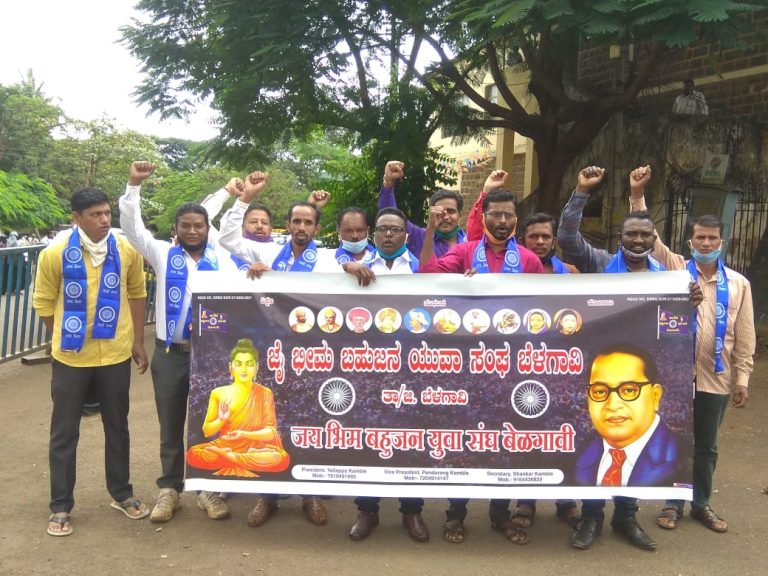 इथं उभारा बाबासाहेबांचा पुतळा