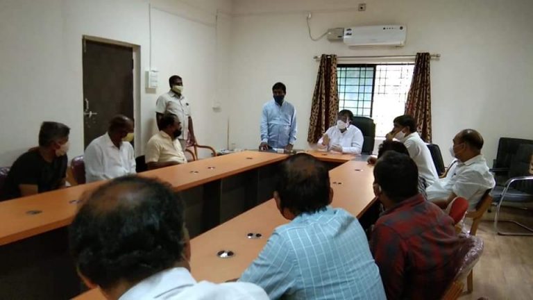 ऑटोनगर औद्योगिक वसाहतीतील नागरी सुविधांबाबत बैठक संपन्न