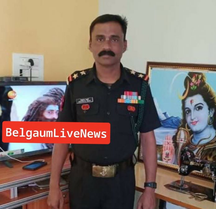 Duplicate army officer