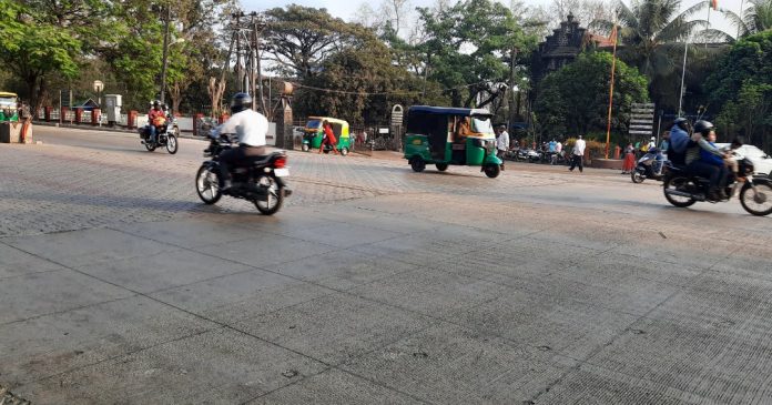 Court road speed breaker demand Court road speed breaker demand