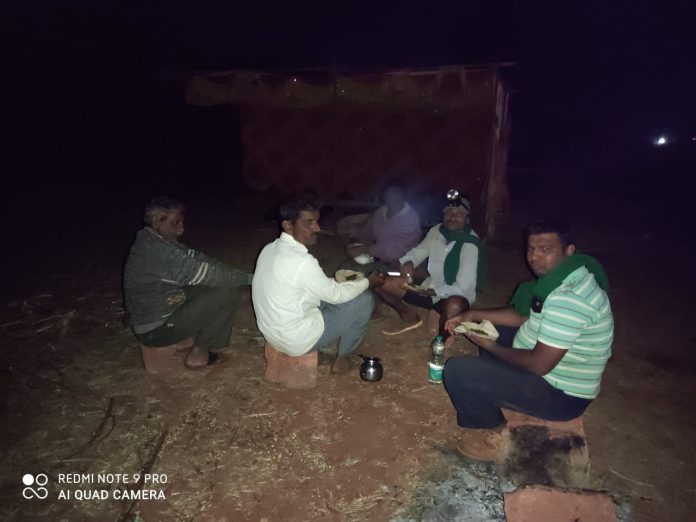 Late night farmers protest