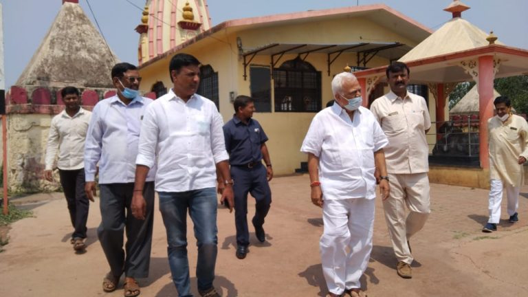 आर. व्ही. देशपांडे यांनी केले बूथ कमिटी कार्यकर्त्यांना मार्गदर्शन