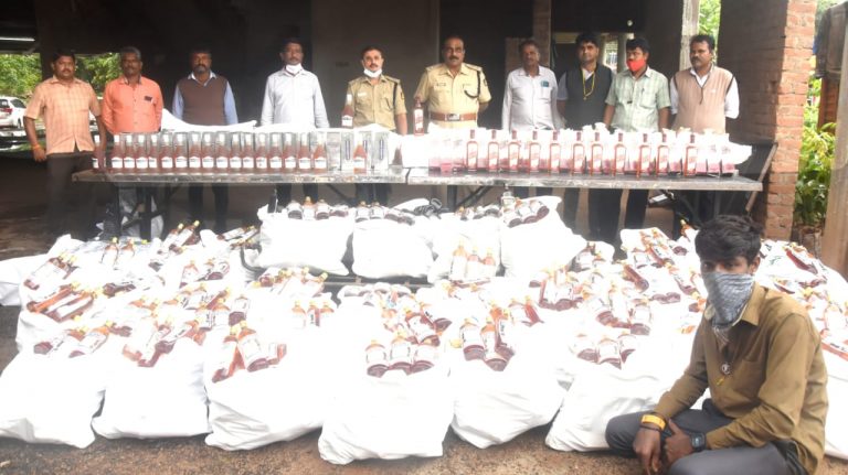 बेळगाव पोलिसांची मोठी कारवाई इतकी दारू जप्त