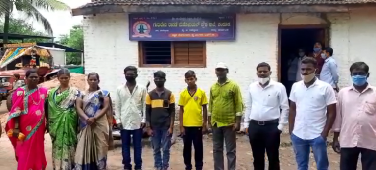 शिक्षकांचा आडमुठेपणा : 9 मुले परीक्षेपासून वंचित