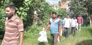 पिसाळलेल्या कुत्र्याला जेरबंद करण्यासाठी शोध मोहीम Dog search