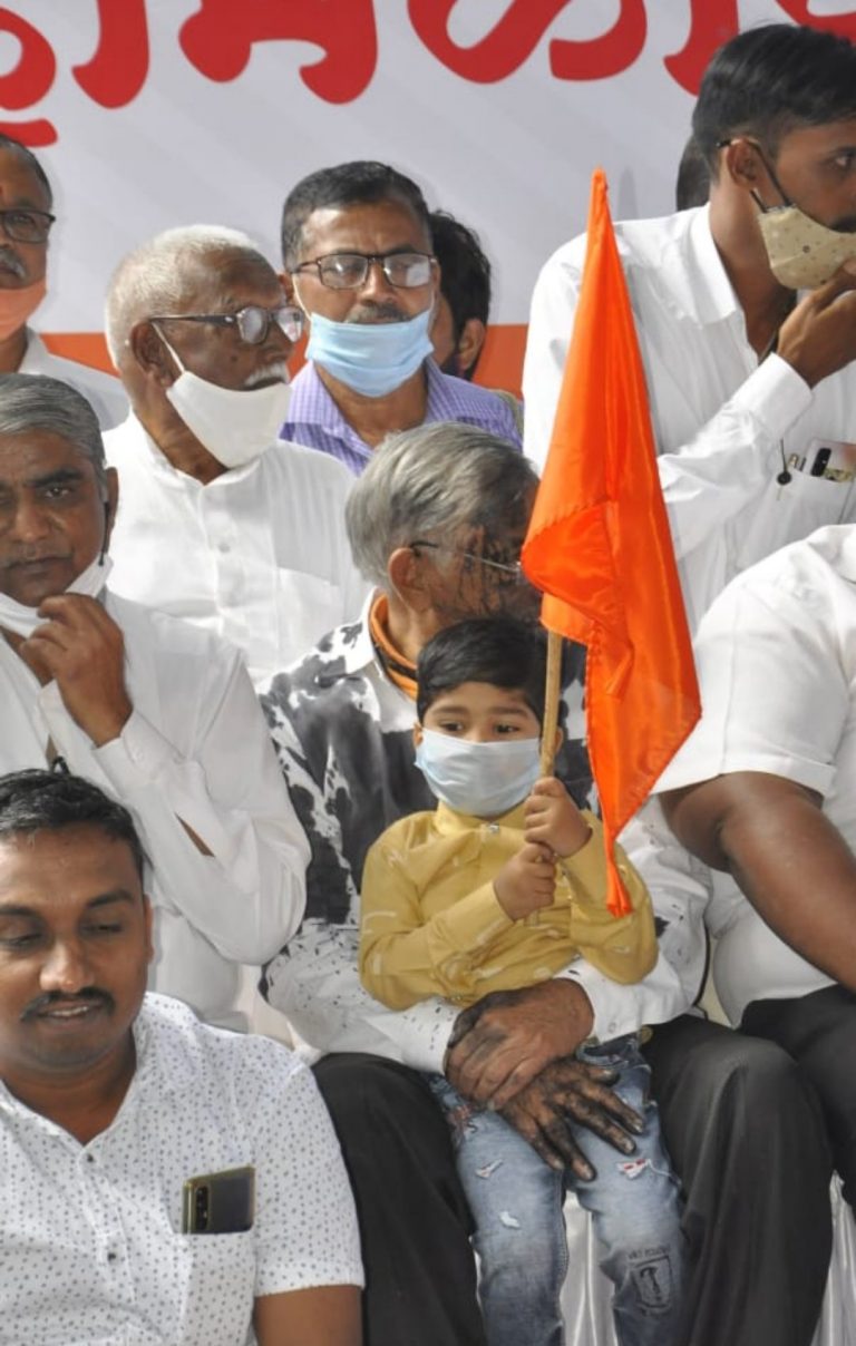 दीपक दळवी यांच्यावरील हल्ल्याची समस्त सीमाभागात चीड