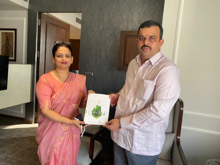 विद्युत दाहिनीला सुरळीत वीज पुरवठ्याची मागणी