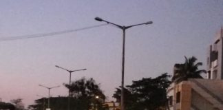 ‘या’ डबल रोडवरील पथदीपांना कोणी वाली आहे का? Street light