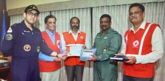 रेडक्रॉसकडून बेळगाव हवाई दलाला 20 हजार फेसमास्क Redcross