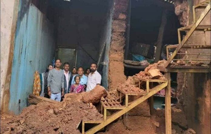 House collaps House collaps