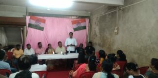 स्थानिकांना संधी नसेल तर राजीनामा देऊ : काँग्रेस पदाधिकाऱ्यांचा इशारा South Congress meet