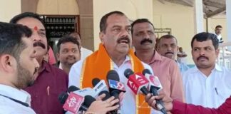 बेळगाव काळ्या दिनाच्या निमित्तान शिवसेना ठाकरे गटाची क्रांतीची मशाल रॅली* Vijay devne