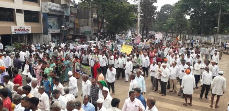 Farmers protest