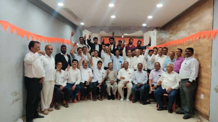 Advocates marathi