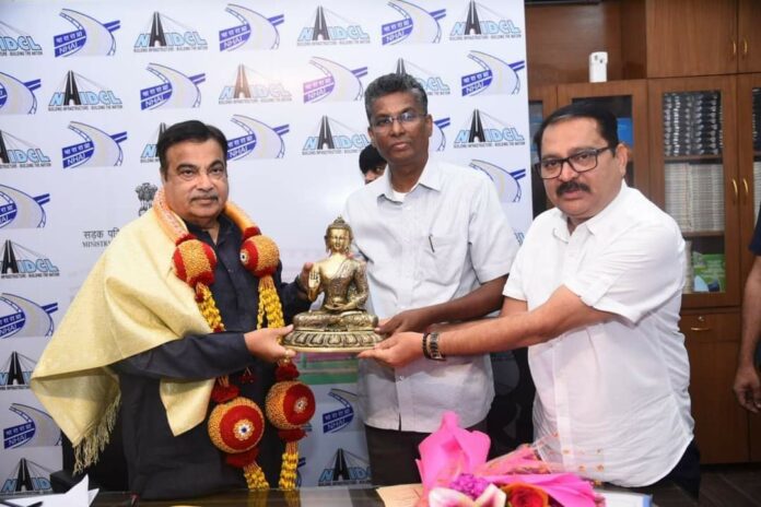 Satish nitin gadkari Satish nitin gadkari