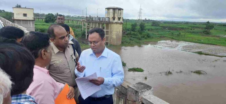 Dc nitesh patil flood area